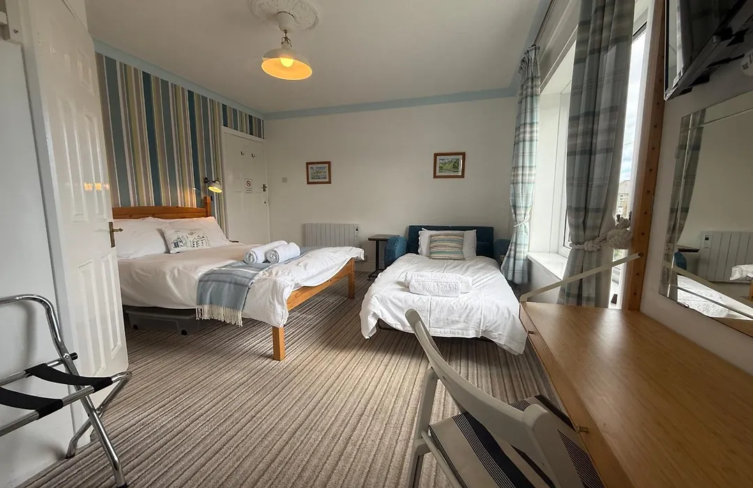 Holly Trees Guest Accommodation-1